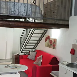 Apartamento La Casetta Di Marta Ai Quattro Canti, Palermo